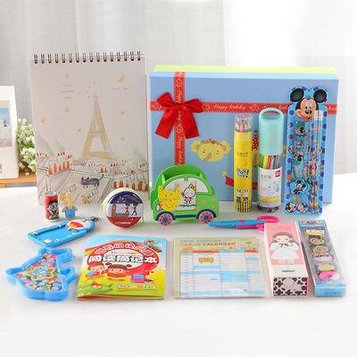 點(diǎn)亮學(xué)習(xí)之旅 專為中小學(xué)生打造的文具套裝禮盒